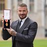 Gelar Ksatria David Beckham, OBE dari Ratu Elizabeth II hingga Sir David dari Raja Charles III
