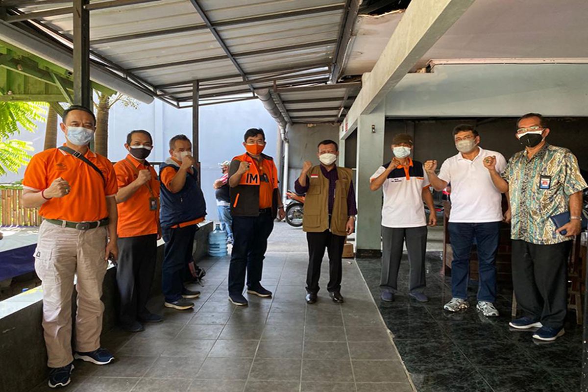 Penyaluran bantuan sosial tunai (BST) yang diselenggarakan pada Minggu (18/7/2021).