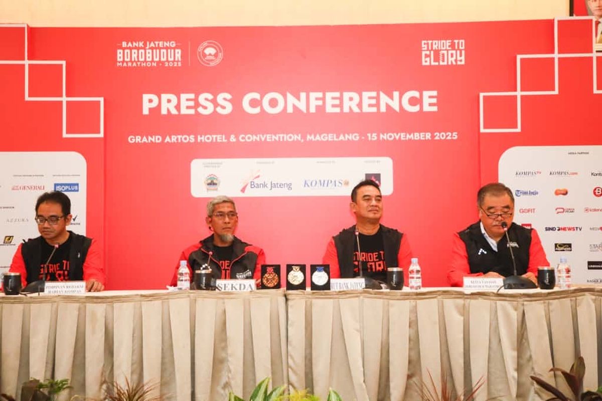 Konferensi pers Bank Jateng Borobudur Marathon 2025 di Hotel Artos, Kota Magelang, Sabtu (15/11/2025).