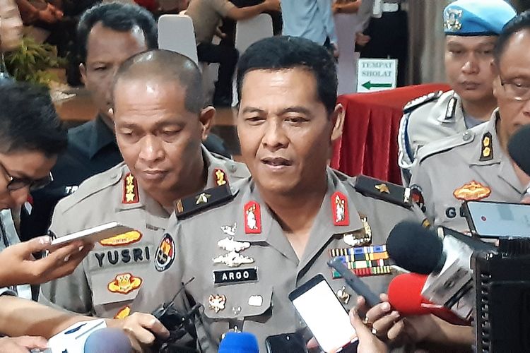 Kepala Biro Penerangan Masyarakat (Karopenmas) Divisi Humas Polri Brigjen Argo Yuwono di Polda Metro Jaya, Selasa (31/12/2019) malam.