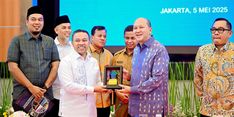 Jalan Overkapasitas, Gubernur Riau Usulkan Bangun Rel Kereta Batubara ke Menteri Investasi