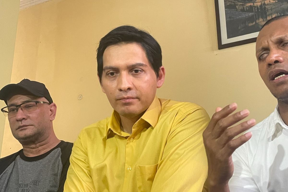 Lucky Hakim dalam jumpa pers di kawasan Tapos, Depok, Jawa Barat, Rabu (15/2/2023). 