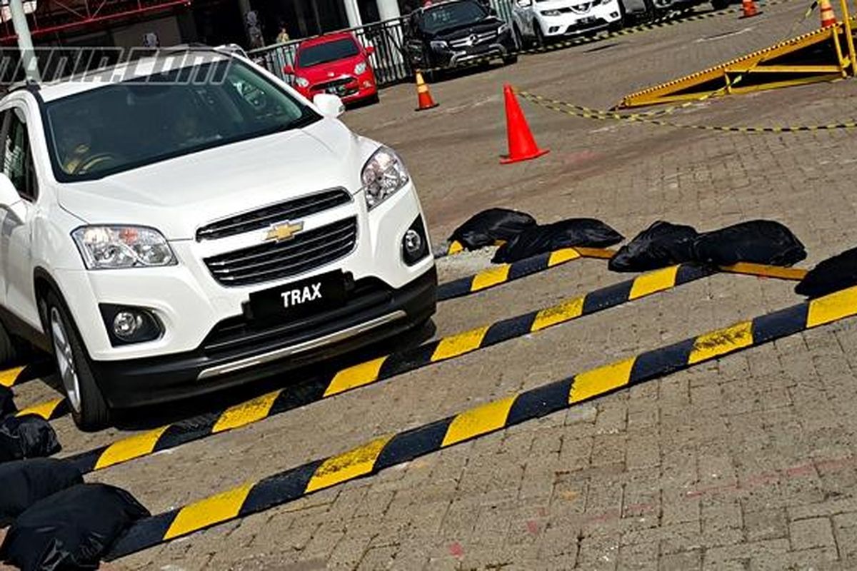 Parade test drive IIMS 2016