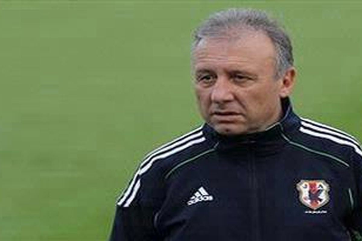 Pelatih tim nasional Jepang, Alberto Zaccheroni.