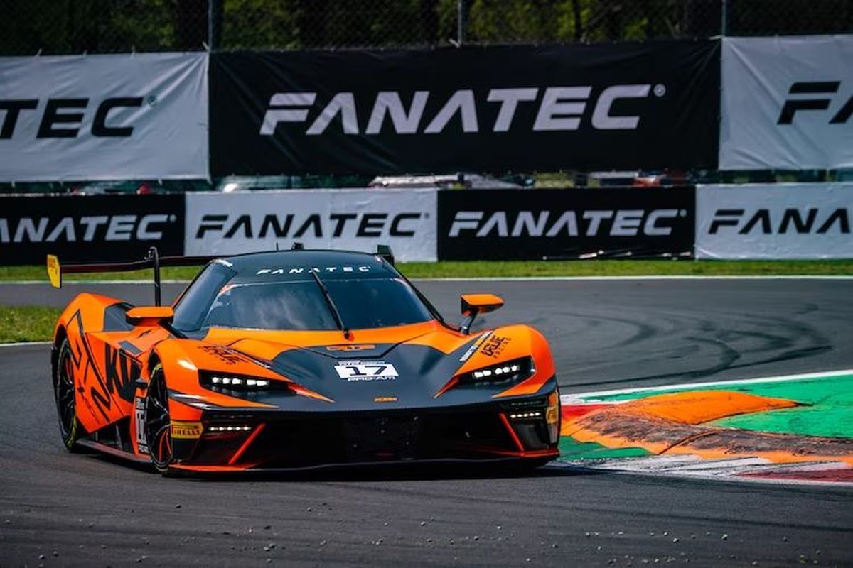 KTM X-BOW GT2 yang akan dikendarai Dani Pedrosa dalam GT2 European Series 2023