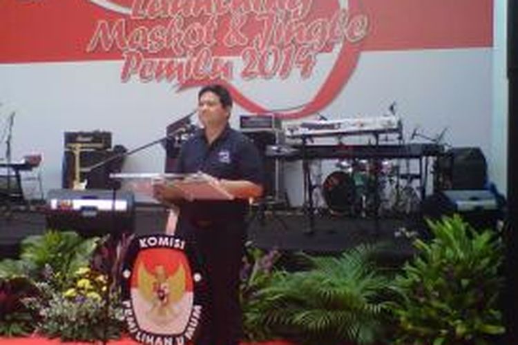 Ketua Komisi Pemilahan Umum (KPU) Husni Kamil Manik pada peluncuran jingle dan maskot Pemilu 2014, Kamis (10/10/2014).