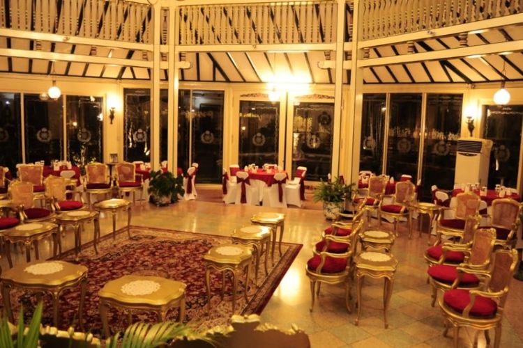 Pura Mangkunegaran Royal Dinner