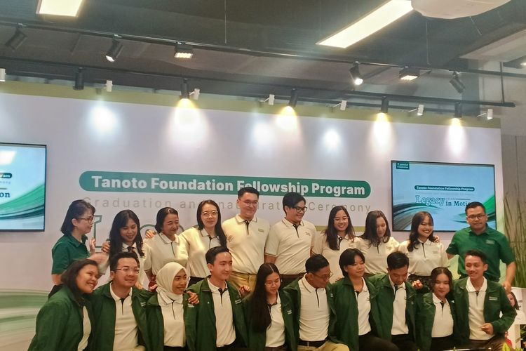 Inauguration Cohort 2025 – Pengukuhan 10 orang angkatan 2025 Tanoto Foundation Fellowship Program