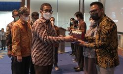 Kementerian KP Apresiasi 20 Pegawai Peserta Tugas Belajar Terbaik