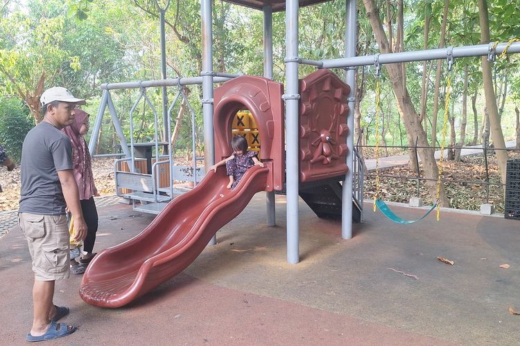 Jadi Oase di Tengah Polusi, Hutan Kota Rorotan Menunggu Sentuhan Keamanan