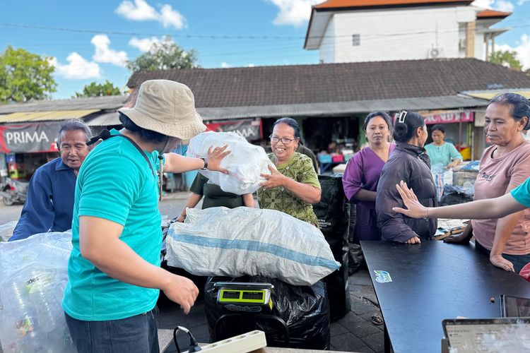 Hadapi 1.033 Ton Sampah per Hari, Denpasar Uji Sistem Digital Pengelolaan Sampah