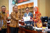 Rapat dengan DPR, Menkop Soroti Sejumlah Poin Penting dalam RUU Perkoperasian