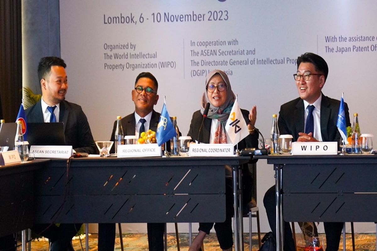 Direktur Teknologi Informasi Kekayaan Intelektual Kementerian Hukum dan Hak Asasi Manusia (Kemenkumham), Dede Mia Yusanti, mengatakan, lewat aplikasi ASEAN Intellectual Property (IP) Register, seluruh anggota ASEAN dapat berbagi, berpartisipasi, serta mengelola daftar KI di setiap negara. 