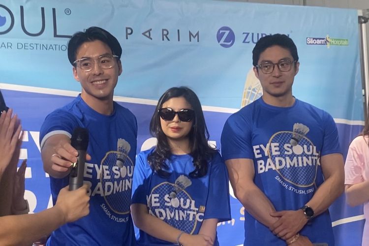 We the Sibs pada acara EYE SOUL Mendadak Badminton di Living World Alam Sutera, Tangerang Selatan, Selasa (27/5/2025).