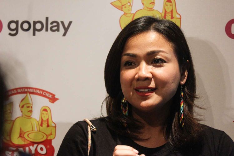 Nirina Zubir menghadiri Press Screening dan Konfrensi pers serial Saiyo Sakato di Conclave, Kebayoran, Jakarta Jumat (24/20/2020). Nirina berperan sebagai Nita