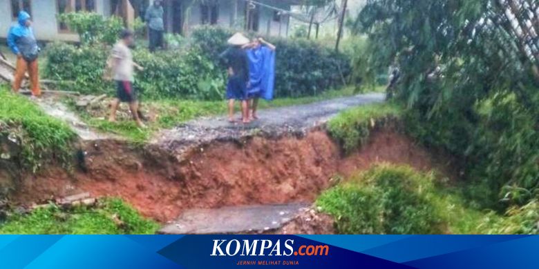 Ratusan Warga Terancam Terisolasi karena Jalan Putus akibat Tanah Bergerak di Sukabumi