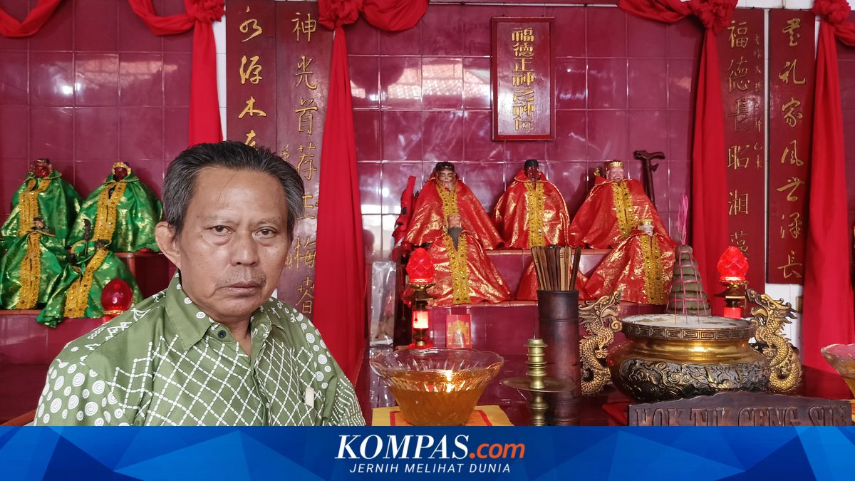 Kisah Warga Tionghoa Dipaksa Ganti Nama di Era Orde Baru: “Kalau Tak Ubah, Saya Tak Bisa Sekolah”  



~TR #NamaTionghoa #HakAsasi