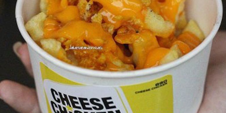 Cheese French Fries dari Cheese Chicken. Rasanya renyah dan gurih. 