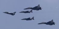 Pakistan Serang Balik India, Jatuhkan 5 Jet Tempur