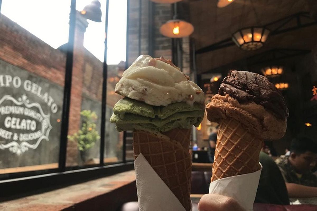 Di Tempo Gelato, pengunjung bisa memilih menyantap gelato dalam cup atau cone.