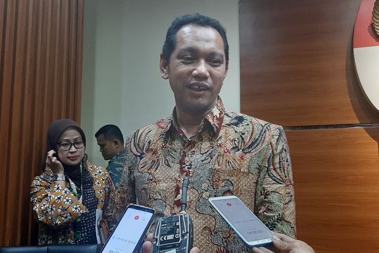 Wakil Ketua KPK Nurul Ghufron memberikan keterangan kepada pers di Gedung Merah Putih KPK, Jumat (6/3/2020).