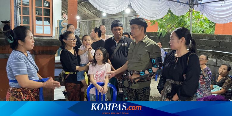 Bupati Jembrana Beri Santunan untuk Keluarga Korban Tewas Banjir Bali