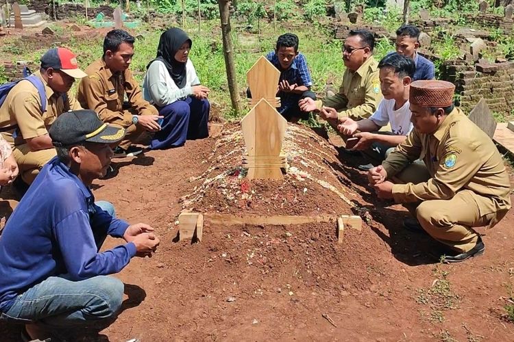 Makam Ade Irawan, WNI yang tewas ditusuk di Daegu Korea Selatan, Senin (6/5/2024) siang