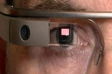 Google Glass Memotret dengan Kedipan