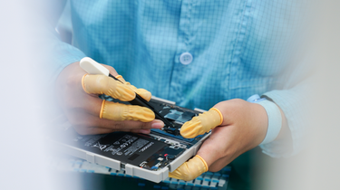 Lulusan Kampus Bergengsi China Kini Incar Kerjaan Pabrik, Ini Alasannya