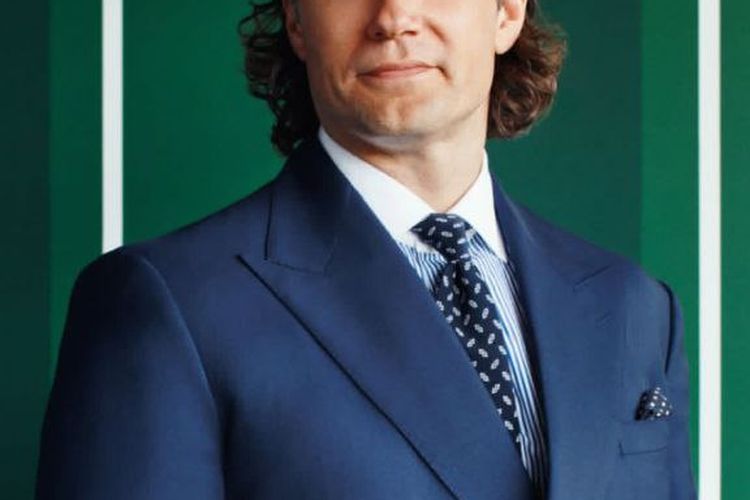 Henry Cavill mengenakan setelan Ralph Lauren saat menghadiri Wimbledon 2025 di Wimbledon, London, Inggris pada Minggu (13/7/2025).