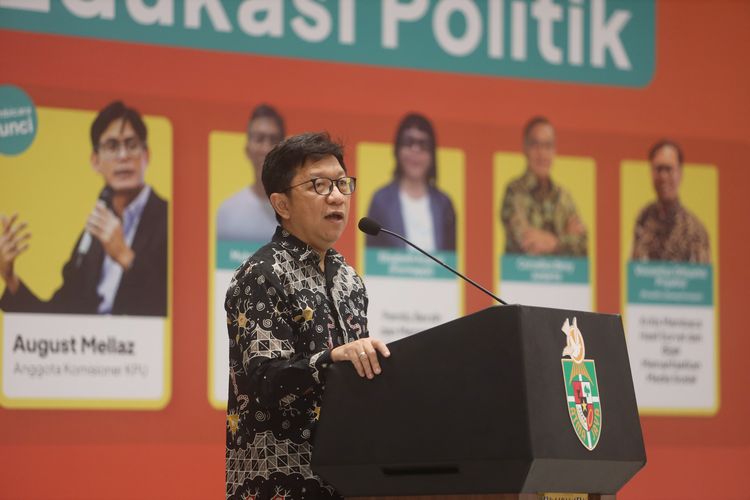 Rektor Unika Atma Jaya, Prof. Yuda Turana hadir dalam acara Seminar Nasional Edukasi Politik yang diselenggarakan di Jakarta, pada Jumat (26/1/2024). 
