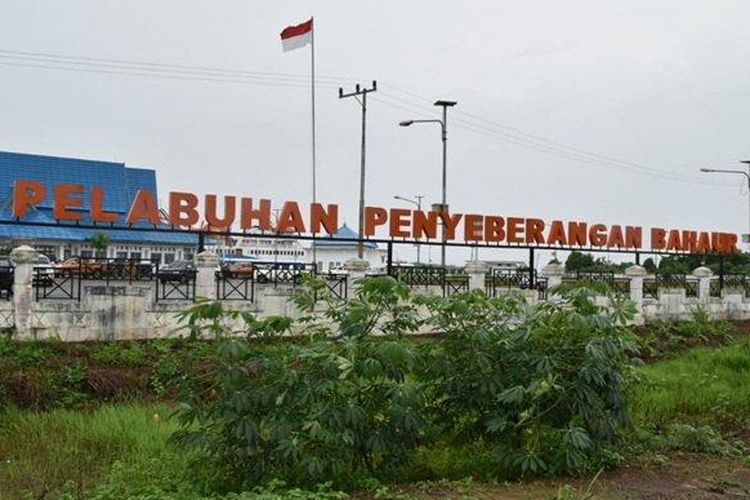 Pelabuhan Bahaur, Pulang Pisau, Kalimantan Tengah.