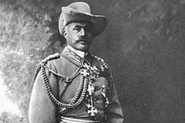 Jenderal Lothar von Trotha (1848-1920) yang memerintahkan pembantaian warga suku Herero di Namibia seratus tahun lalu.