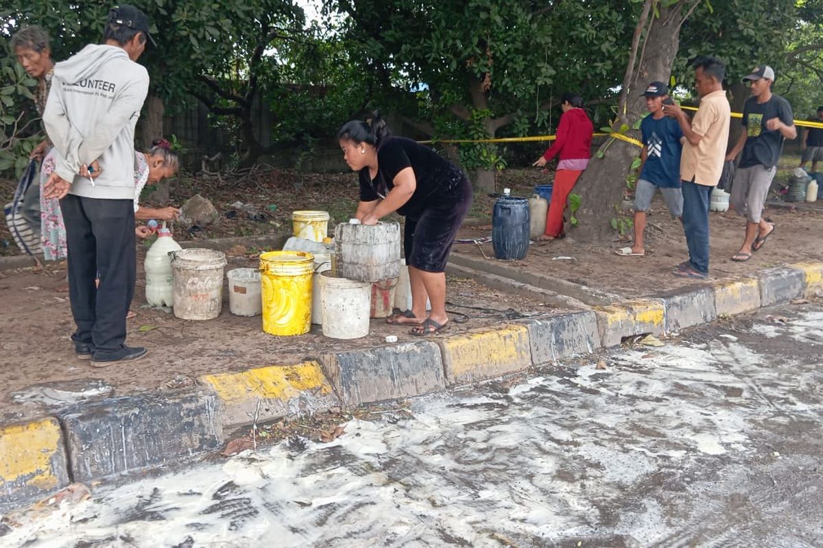 Kronologi Tumpahan Minyak di Cilincing, Berawal dari Truk Tangki yang Bocor