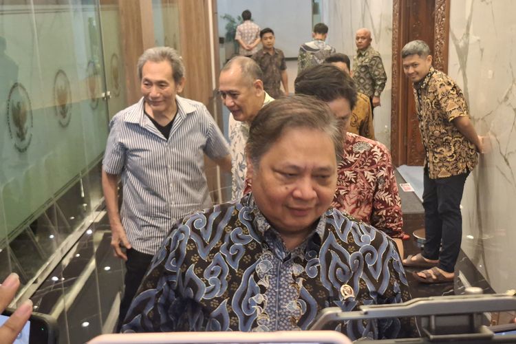 Government Stimulus by End of 2026: One Person One Account to Nataru Ticket Discounts