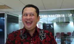 Bamsat: Ruhut seperti Preman Pasar