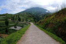 Jalur Pendakian Gunung Merbabu Masih Ditutup Pasca-kebakaran