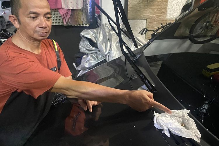 Warga Balikpapan Kaget Ada Peluru di Kaca Mobil, Korban: Tak Ada Suara Tembakan
