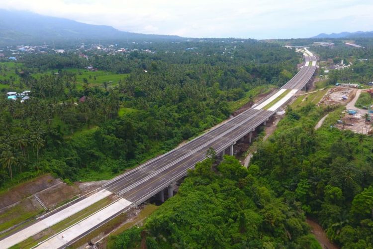 Tol Manado-Bitung ditargetkan operasional pada 2020.