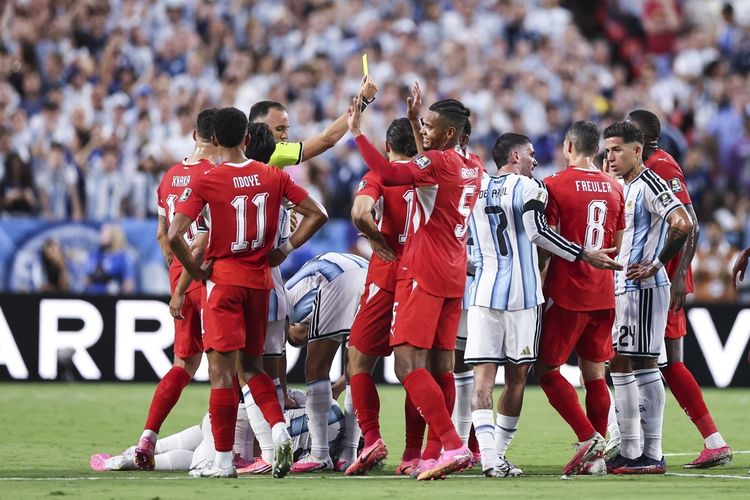 Reaksi Breel Embolo Usai Jadi Korban Regulasi FIFA di Laga Argentina Vs Swiss