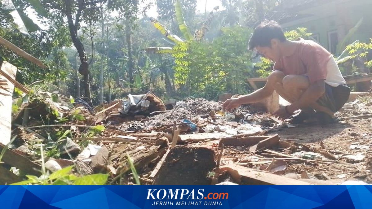 Rumah Tak Layak Huni Ambruk, Warga Cianjur Tertimpa Reruntuhan