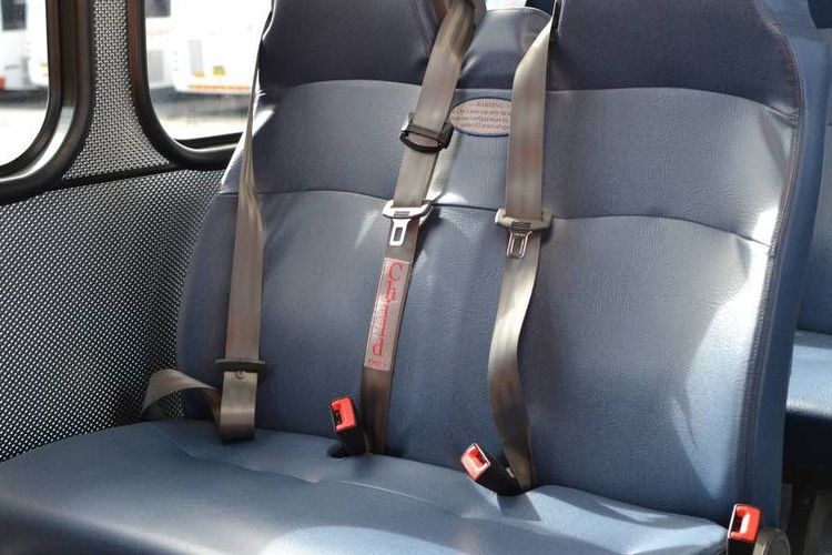 Safety belt di bus harusnya sudah menjadi standar