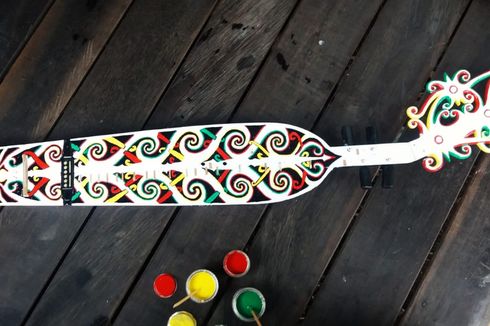 Berkenalan dengan Sapeq, Gitar Tradisional Suku Dayak yang Unik