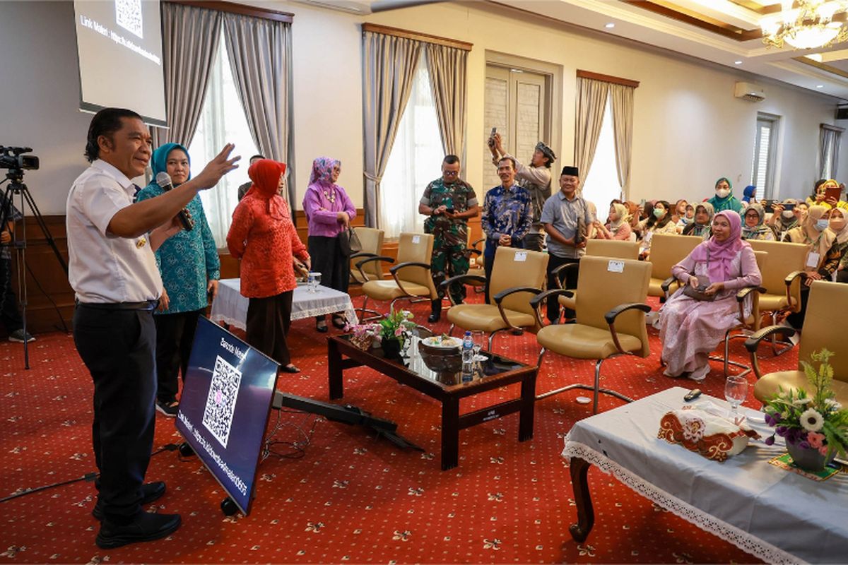 Pemerintah Provinsi (Pemprov) Banten bersama Fakultas Kedokteran Universitas Indonesia (FKUI) menggelar Lokakarya Penanganan Stunting Terpadu di Gedung Negara Provinsi Banten, Serang, Banten, Sabtu (6/5/2023)