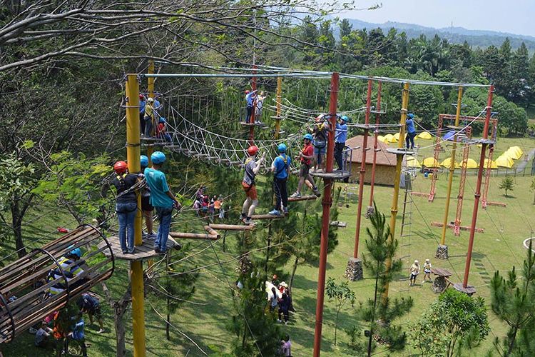 Taman Budaya Sentul City Bogor. 
Salah satu alternatif wisata di Bogor selain Puncak. 