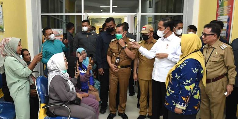 Presiden Joko Widodo dalam kunjungan ke RSUD Kepahiang, Bengkulu, Kamis (20/7/2023).