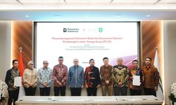 Dorong Swasembada Energi, Tsingshan Group Hibahkan 2 PLTS ke Masyarakat Madura