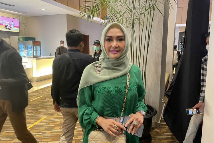 Eddies Adelia Puji Akting Acha Septriasa di Film Mumun