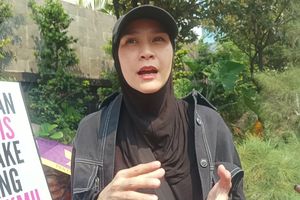 Zaskia Mecca Hadir di Bundaran HI, Jaga Posko Makanan Gratis untuk Mahasiswa Demo
