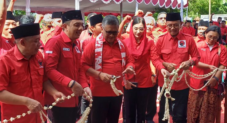 Hasto Resmikan Kantor PDI-P Pacitan, 750 Meter dari Museum SBY Ani